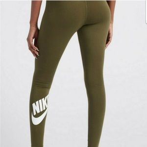 Olive green cotton Nike leggings